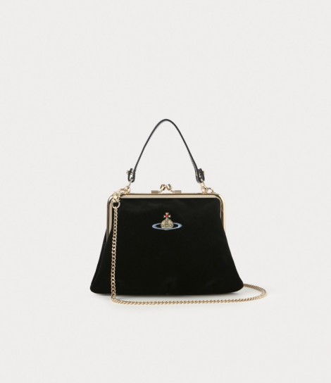 VNTCBA0011_99 (1).jpg